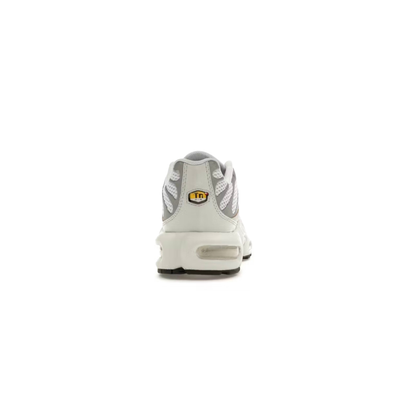 Nike Air Max Plus Light Bone / Metallic Silver